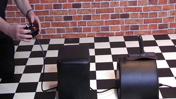 Redhaired cooze යනු නව කාමුක තරුවක් වීමට කැමති ආධුනිකයෙකි