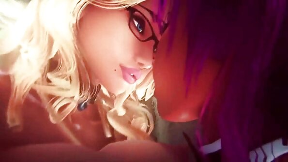 ජපානයේ සිට කුඩා තනපට සහිත ගැහැණු ළමයෙකුට හැකි තරම් කුකුළන් අවශ්ය වේ